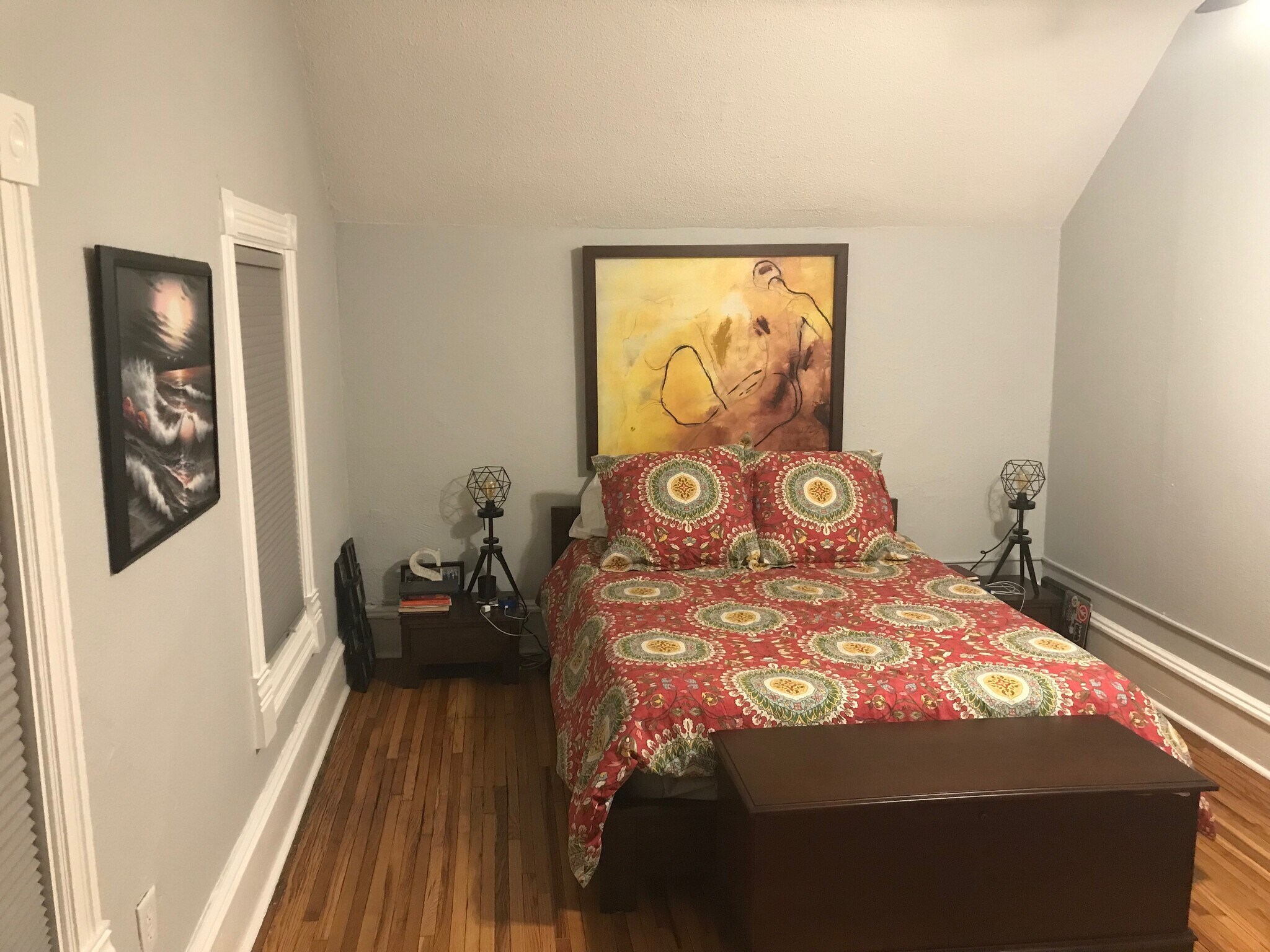 Master Bedroom - 811 Lowry Ave NE