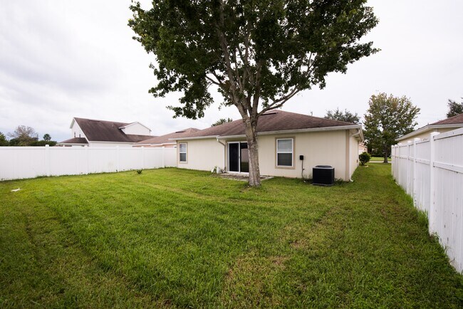 Building Photo - 5339 Peach Blossom Blvd