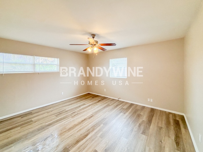 Building Photo - 7236 Darien Way