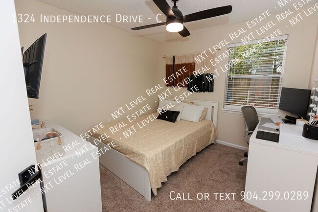 Building Photo - 1324 Independence Dr