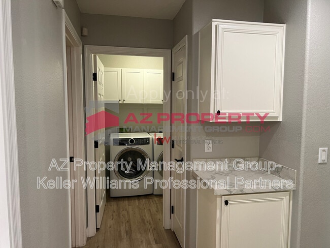 Building Photo - 20919 N 86th Dr