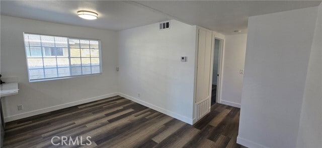 Building Photo - 840 S Anaheim Blvd