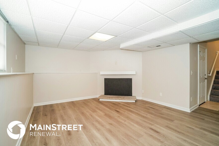 Building Photo - 3017 Rumford Ct