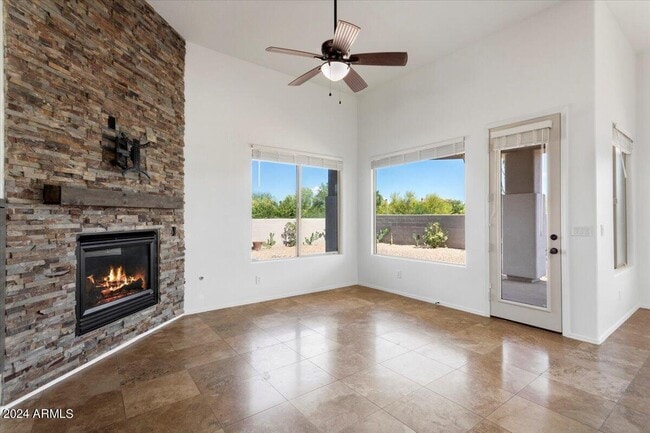 Building Photo - 11318 E White Feather Ln