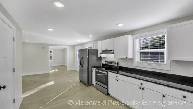 Building Photo - 116 Nix Cir
