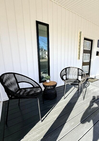 Building Photo - 3203 Memorial Ave