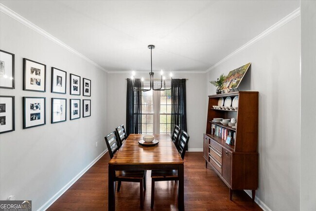 Building Photo - 325 Brookstone Dr