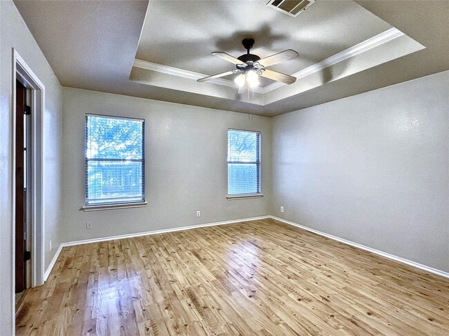 Building Photo - 1702 Lloydminister Way