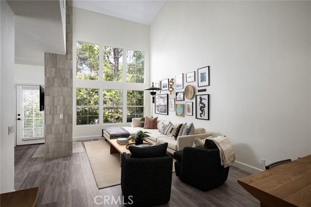 Building Photo - 5 Auvergne