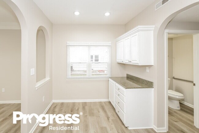 Building Photo - 217 Walter Ct