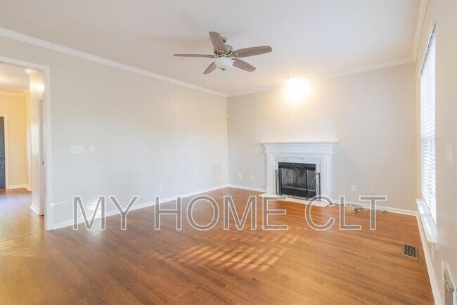 Building Photo - 12417 Ivey Creek Dr