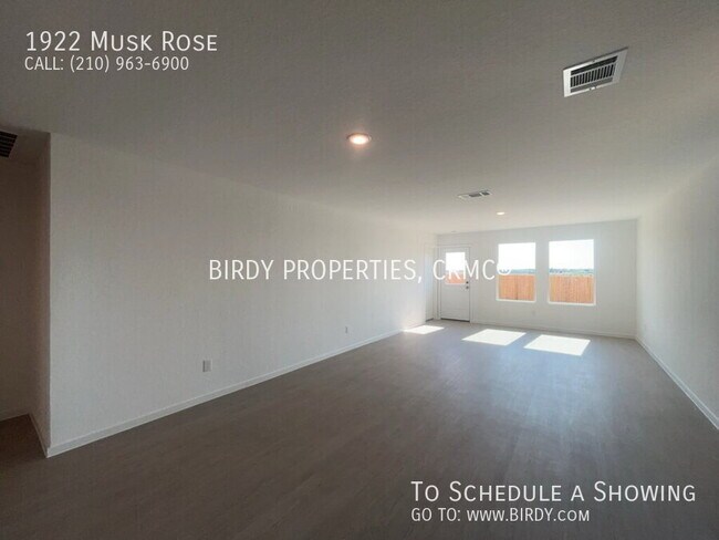 Building Photo - 1922 Musk Rose