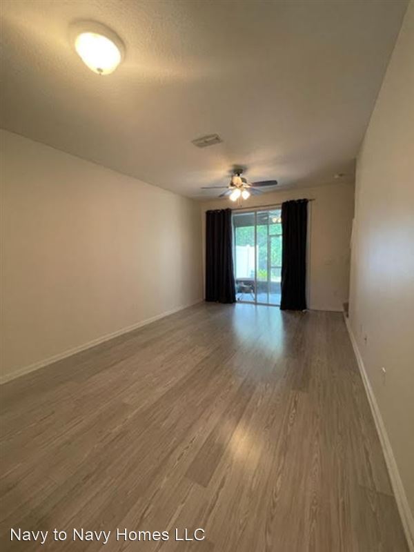 Building Photo - 6060 Bartram Village Dr