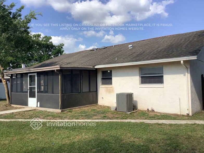 Building Photo - 2905 Ripplewood Dr