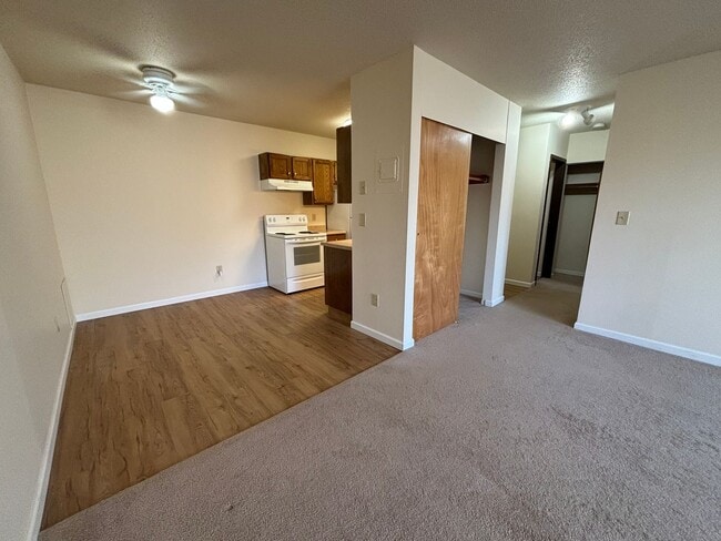Interior Photo - Piedmont Manor Apartments