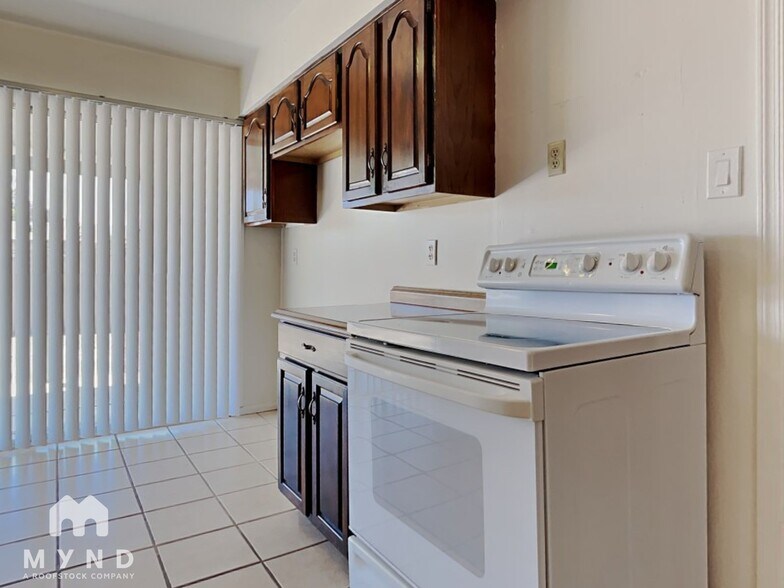 Building Photo - 4520 N 53rd Ave