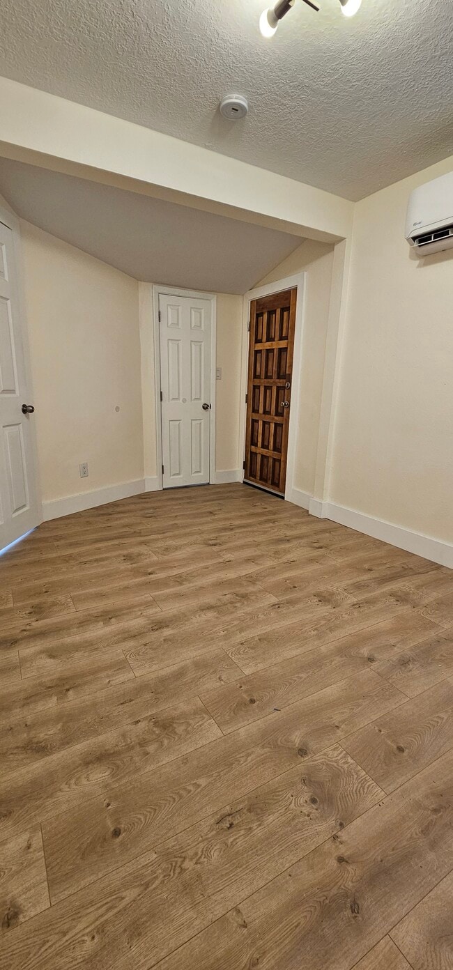 Building Photo - 521-513 13th St NW