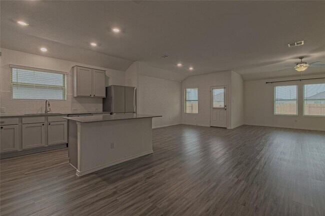 Building Photo - 108 Pumpkin Dr