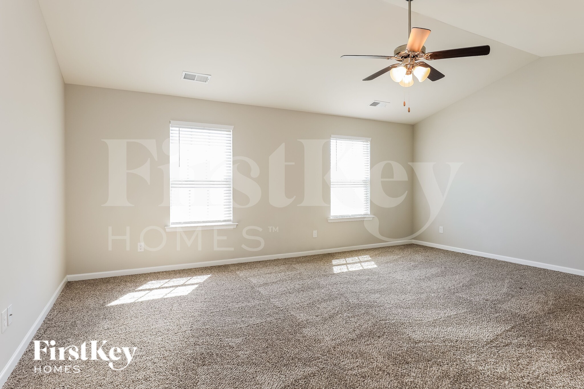 Building Photo - 109 Longleaf Dr