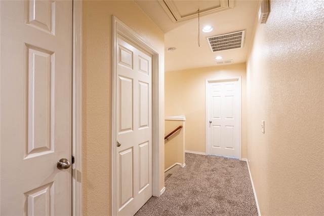 Building Photo - 2228 Stonepark Pl