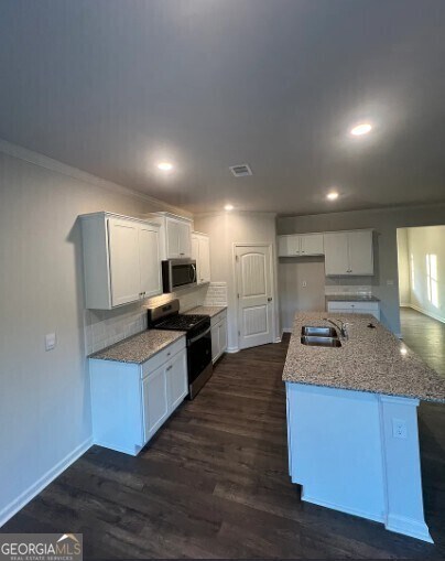 Building Photo - 817 HighGrove Wy