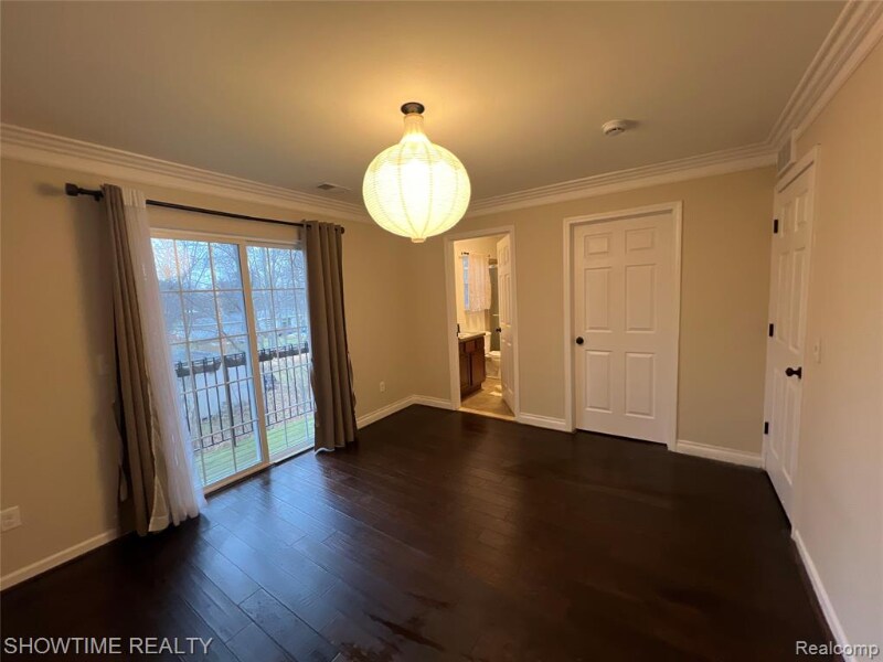 Building Photo - 8357 Williamstown Dr