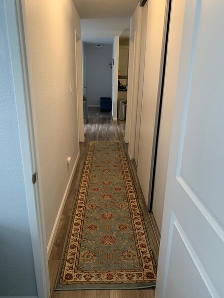 Hallway - 100 Kinross Dr