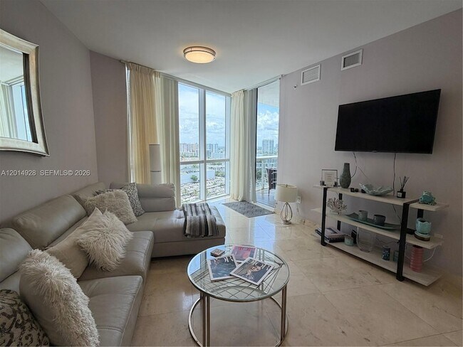 Building Photo - 18201 Collins Ave