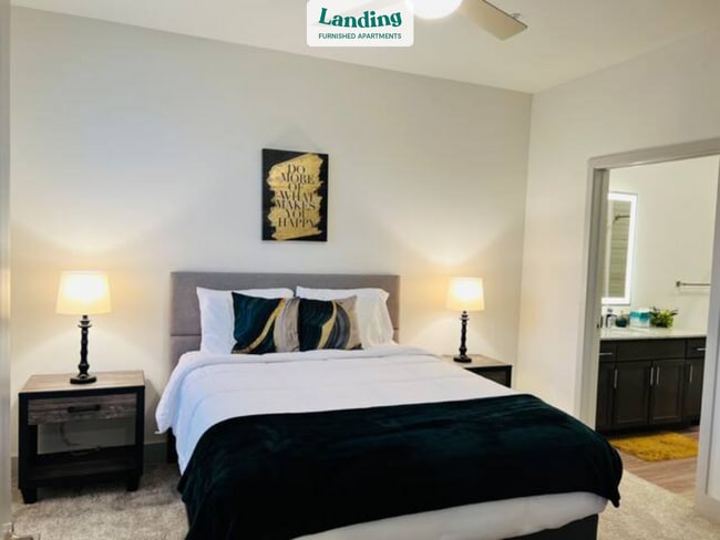 Building Photo - 698 Basilica Bay Dr