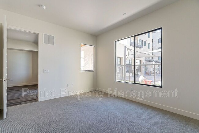 Building Photo - 7300 E Earll Dr