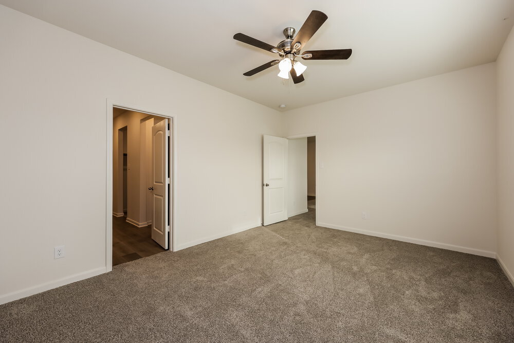 Building Photo - 9609 Klondike Dr