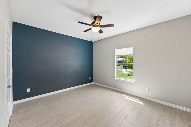 Building Photo - 2808 Binyon St