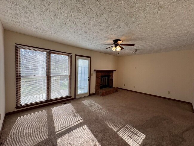 Building Photo - 1118 Booth Ct SW