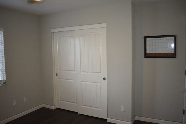Building Photo - 3251 Foxton Wy