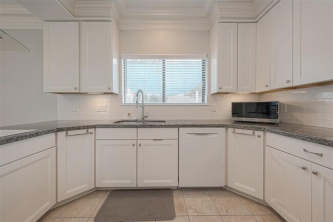 Building Photo - 10919 Villa Lea Ln