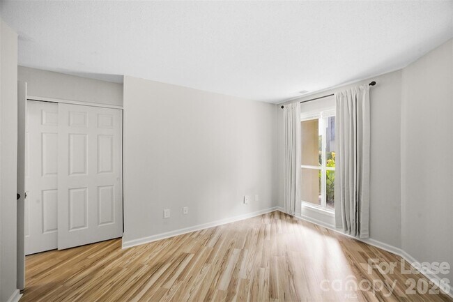 Building Photo - 8157 Cedar Glen Dr