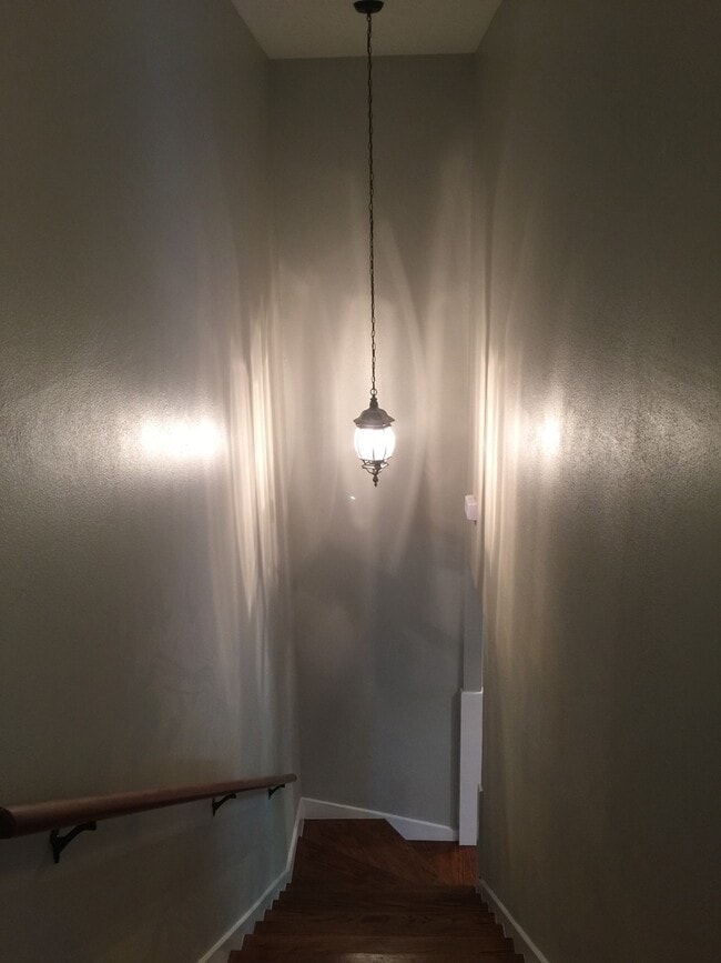 Building Photo - 2556 Boyd Ave