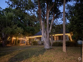 Building Photo - 6405 N 15th St