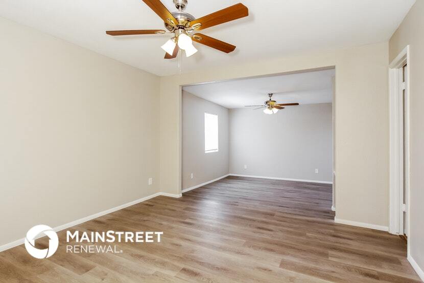 Building Photo - 510 N Tercera Ave