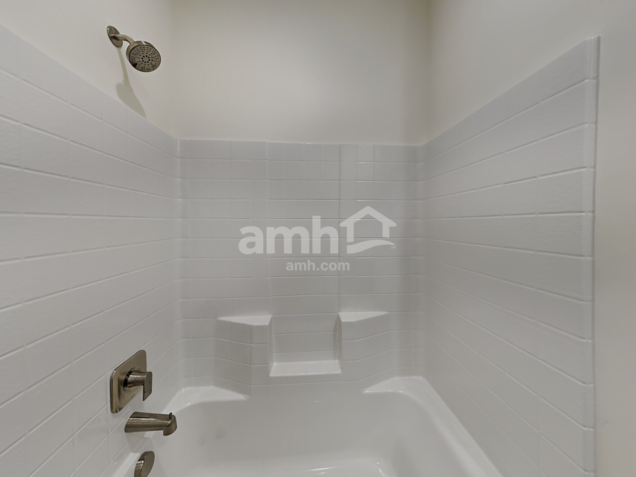 Building Photo - 9366 Wabash St