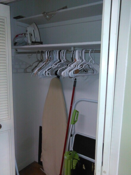 walkin closet left side - 2829 Connecticut Ave NW