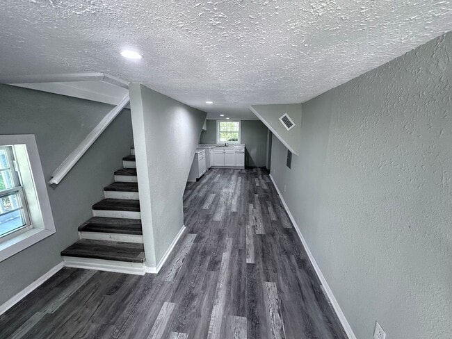 Building Photo - Charming 3-Bedroom Home in Jacksonville