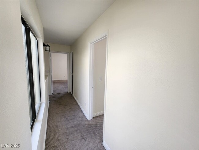 Building Photo - 8129 Spur Ct