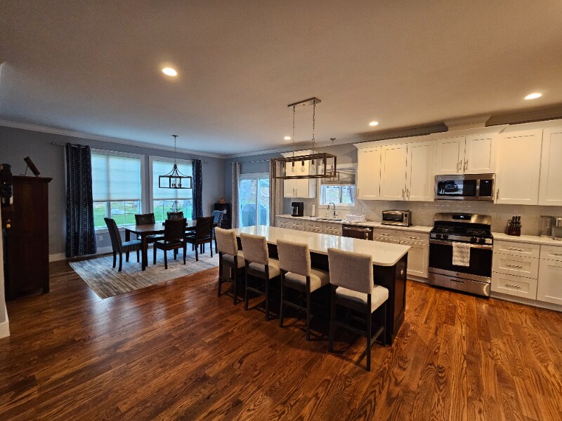 Building Photo - 25 Meridian Ridge Dr