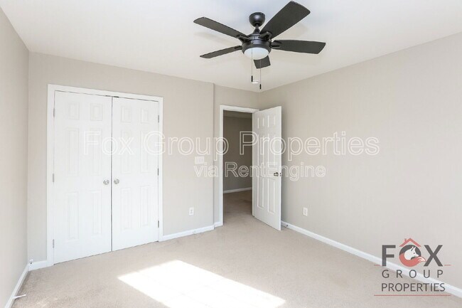 Building Photo - 148 Flowering Grove Ln
