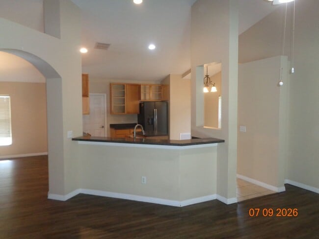 Building Photo - Beautiful 4 Bed/ 3bath Pool home