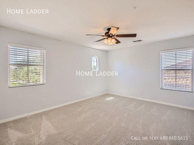 Building Photo - 29683 N 69th Dr