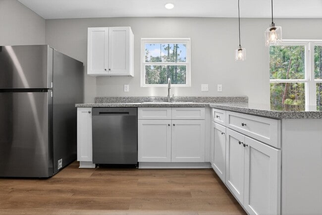 Building Photo - 7151 Tunica St