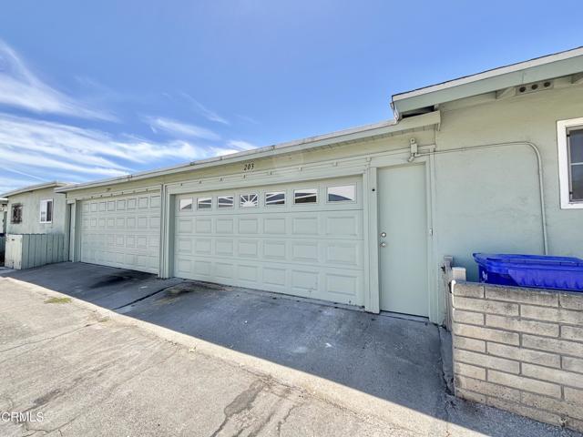 Building Photo - 203 E Elfin Green