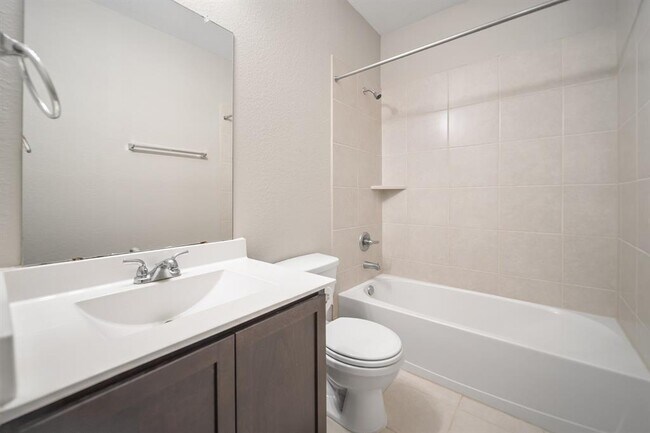 Building Photo - 30111 Saw Oaks Dr